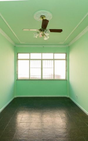 Apartamento para alugar com 71m², 2 quartos e sem vagaSALA