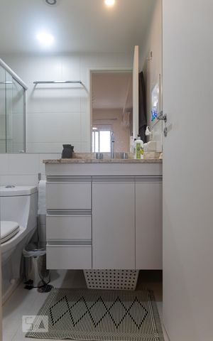 Apartamento para alugar com 60m², 2 quartos e 1 vagaBanheiro da Suíte