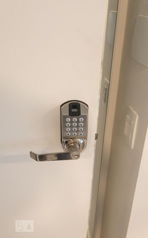 Apartamento para alugar com 60m², 2 quartos e 1 vagaFechadura Eletronica