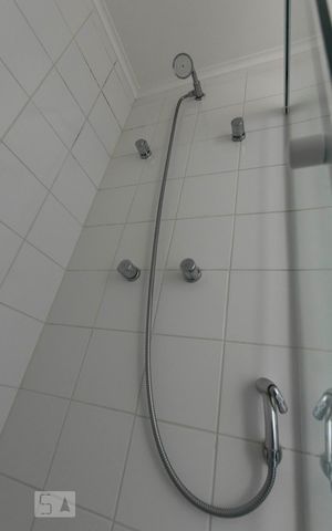 Apartamento à venda com 69m², 3 quartos e 2 vagasBanheiro social