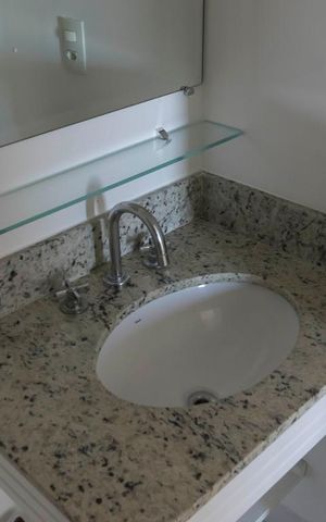 Apartamento à venda com 69m², 3 quartos e 2 vagasBanheiro social