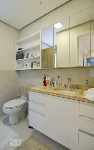 Apartamento à venda com 98m², 2 quartos e 2 vagas Apartamento à venda com 98m², 2 quartos e 2 vagasBanheiro da Suíte 2