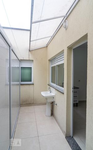Studio para alugar com 35m², 1 quarto e sem vaga Studio para alugar com 35m², 1 quarto e sem vagaÁrea de Serviço