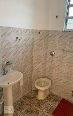 Apartamento à venda com 84m², 2 quartos e sem vaga Apartamento à venda com 84m², 2 quartos e sem vagaBanheiro