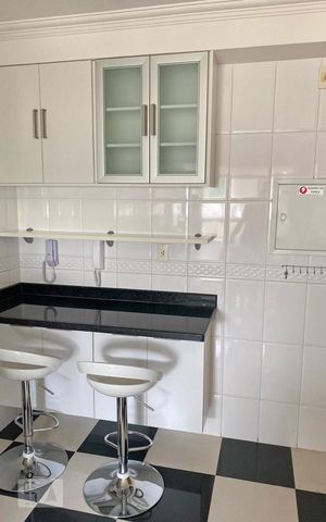 Apartamento à venda com 104m², 3 quartos e 2 vagas Apartamento à venda com 104m², 3 quartos e 2 vagasCozinha
