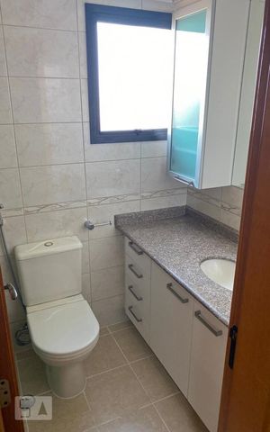 Apartamento à venda com 104m², 3 quartos e 2 vagas Apartamento à venda com 104m², 3 quartos e 2 vagasBanheiro da Suíte