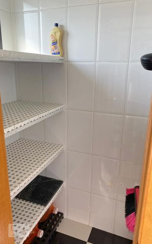 Apartamento à venda com 104m², 3 quartos e 2 vagas Apartamento à venda com 104m², 3 quartos e 2 vagasDespensa