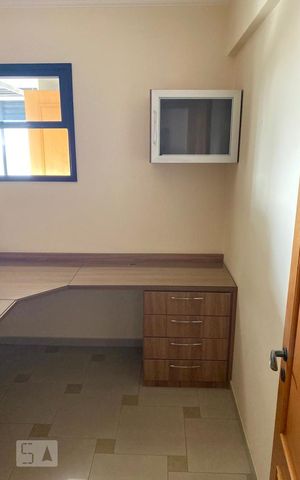 Apartamento à venda com 104m², 3 quartos e 2 vagas Apartamento à venda com 104m², 3 quartos e 2 vagasEscritório