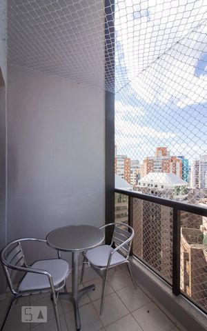 Apartamento à venda com 70m², 2 quartos e 2 vagasVaranda