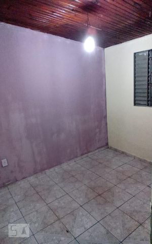 Studio para alugar com 35m², 1 quarto e 1 vaga Studio para alugar com 35m², 1 quarto e 1 vagaQuarto