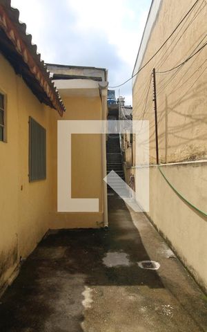 Casa à venda com 80m², 2 quartos e sem vagaQuintal
