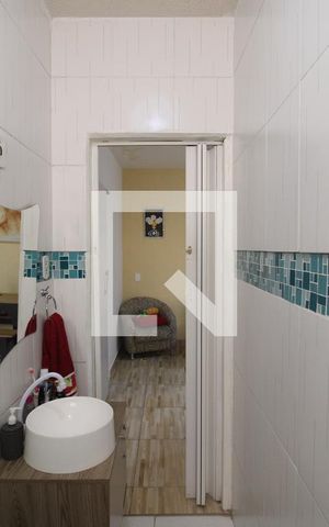 Casa à venda com 80m², 2 quartos e sem vagaBanheiro