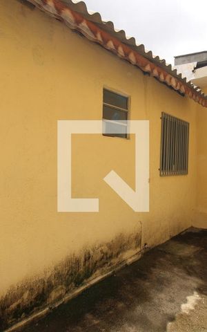 Casa à venda com 80m², 2 quartos e sem vagaQuintal