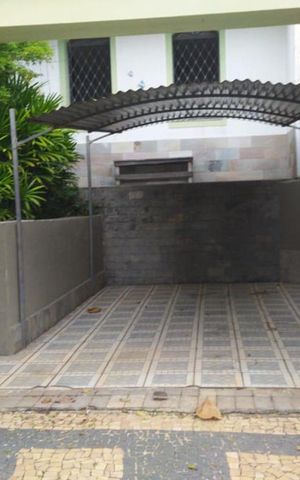 Casa à venda com 50m², 3 quartos e sem vaga Casa à venda com 50m², 3 quartos e sem vagaGaragem