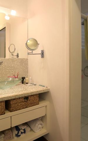 Casa à venda com 800m², 5 quartos e 3 vagasBanheiro da Suite Principal