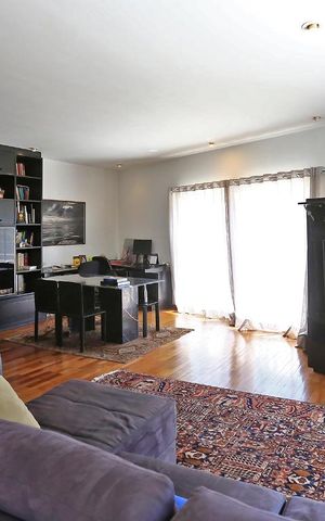 Casa à venda com 800m², 5 quartos e 3 vagasSala de TV