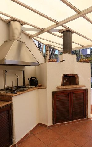 Casa à venda com 800m², 5 quartos e 3 vagasVaranda Gourmet