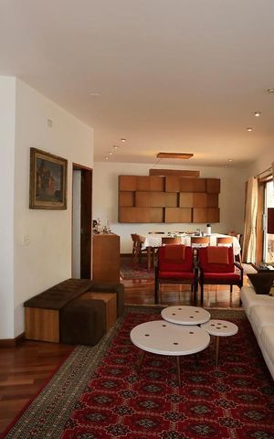 Casa à venda com 800m², 5 quartos e 3 vagasSala