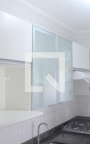 Apartamento para alugar com 64m², 2 quartos e 2 vagasCozinha