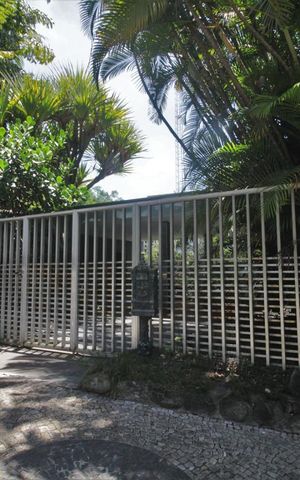 Casa para alugar com 500m², 5 quartos e 4 vagasFachada