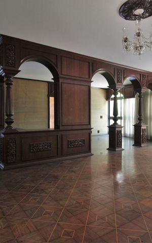 Casa para alugar com 500m², 5 quartos e 4 vagasSala
