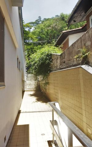 Casa para alugar com 500m², 5 quartos e 4 vagasÁrea Externa
