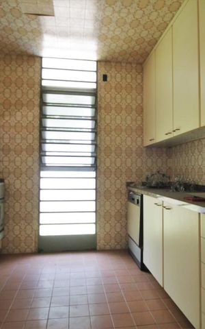 Casa para alugar com 500m², 5 quartos e 4 vagasCozinha