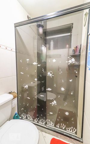 Apartamento à venda com 48m², 2 quartos e 1 vaga Apartamento à venda com 48m², 2 quartos e 1 vagaBanheiro