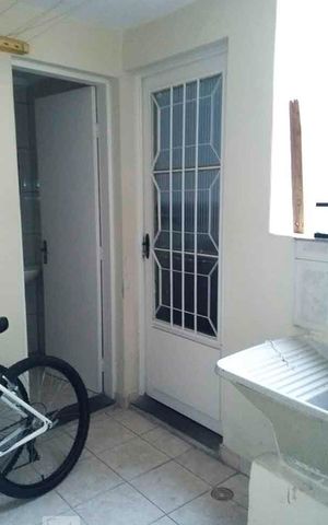 Casa à venda com 287m², 3 quartos e 2 vagas Casa à venda com 287m², 3 quartos e 2 vagasÁrea de Serviço
