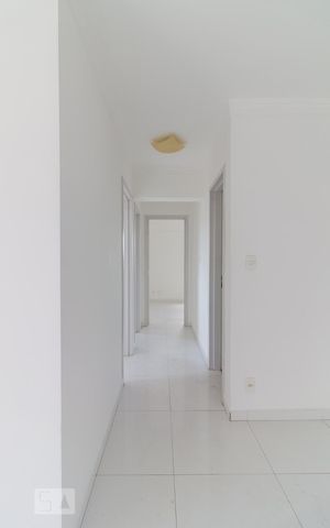 Apartamento à venda com 73m², 3 quartos e 1 vagaCorredor