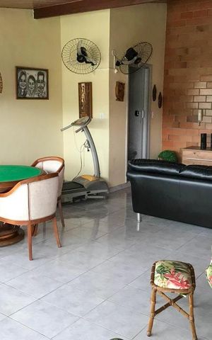 Apartamento à venda com 180m², 4 quartos e 2 vagasSala Cobertura