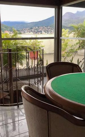 Apartamento à venda com 180m², 4 quartos e 2 vagasSala Cobertura