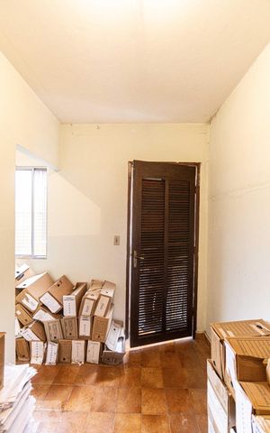 Casa à venda com 190m², 4 quartos e 2 vagas Casa à venda com 190m², 4 quartos e 2 vagasSuite edícula