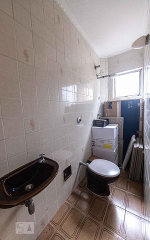 Casa à venda com 190m², 4 quartos e 2 vagas Casa à venda com 190m², 4 quartos e 2 vagasSuite edícula