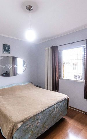 Casa à venda com 190m², 4 quartos e 2 vagas Casa à venda com 190m², 4 quartos e 2 vagasSuite 1