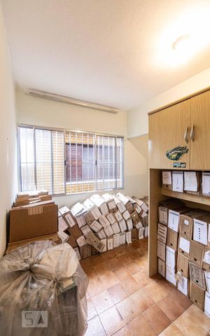 Casa à venda com 190m², 4 quartos e 2 vagas Casa à venda com 190m², 4 quartos e 2 vagasSuite edícula