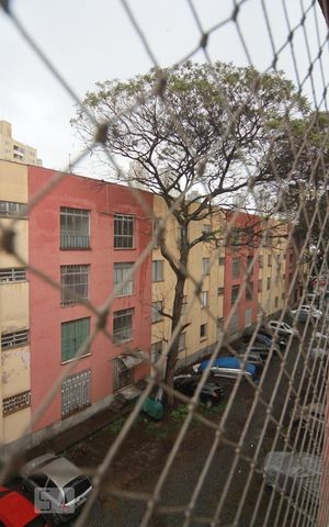 Apartamento à venda com 68m², 2 quartos e 1 vaga Apartamento à venda com 68m², 2 quartos e 1 vagaVista