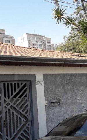Casa à venda com 620m², 3 quartos e sem vaga Casa à venda com 620m², 3 quartos e sem vagaFachada da Casa