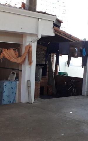 Casa à venda com 620m², 3 quartos e sem vaga Casa à venda com 620m², 3 quartos e sem vagaQuintal