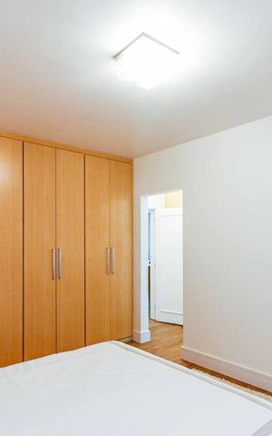 Apartamento à venda com 440m², 4 quartos e 3 vagas Apartamento à venda com 440m², 4 quartos e 3 vagasSuíte 3