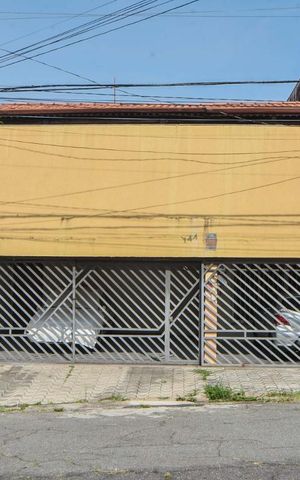 Casa à venda com 413m², 5 quartos e 4 vagasCasa