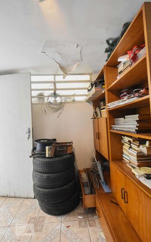 Casa à venda com 413m², 5 quartos e 4 vagasQuarto de Serviços