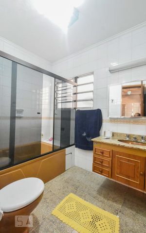 Casa à venda com 413m², 5 quartos e 4 vagasBanheiro Suíte 01