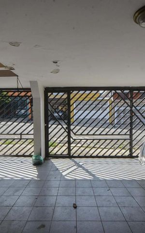 Casa à venda com 413m², 5 quartos e 4 vagasGaragem