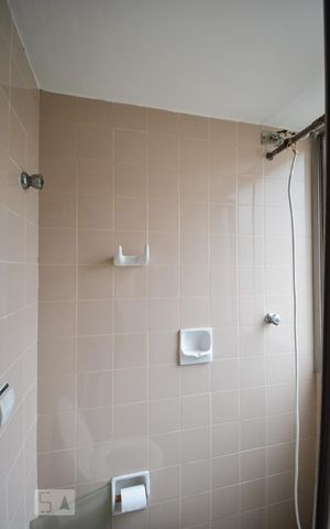 Apartamento à venda com 96m², 2 quartos e 1 vagaBanheiro de serviço