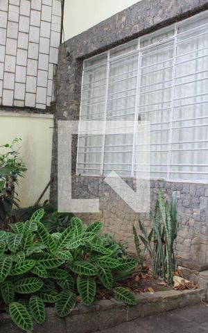 Casa à venda com 210m², 5 quartos e 2 vagasJardim