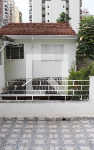 Casa à venda com 210m², 5 quartos e 2 vagasSacada do Quarto 1