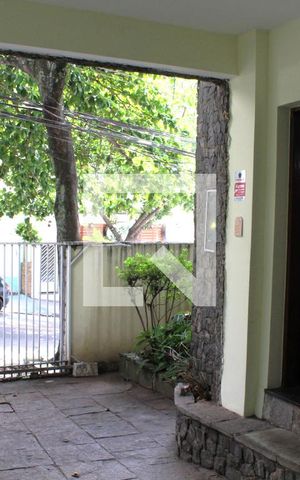 Casa à venda com 210m², 5 quartos e 2 vagasGaragem