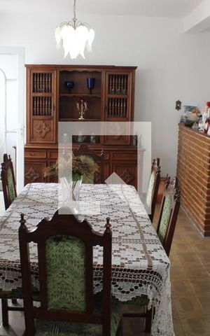 Casa à venda com 210m², 5 quartos e 2 vagasSala 2