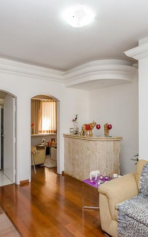 Apartamento para alugar com 137m², 3 quartos e 1 vagaSala
